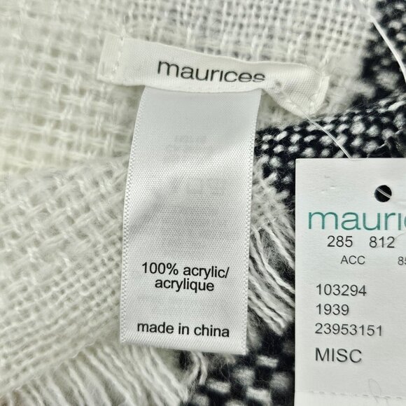 Maurices Plaid Blanket Scarf Womens One Size Red Green White Christmas Throw - Picture 3 of 4